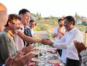Çal Bağbozumu Festivali’nde Kültür, Sanat Ve Bağcılık Bir Arada