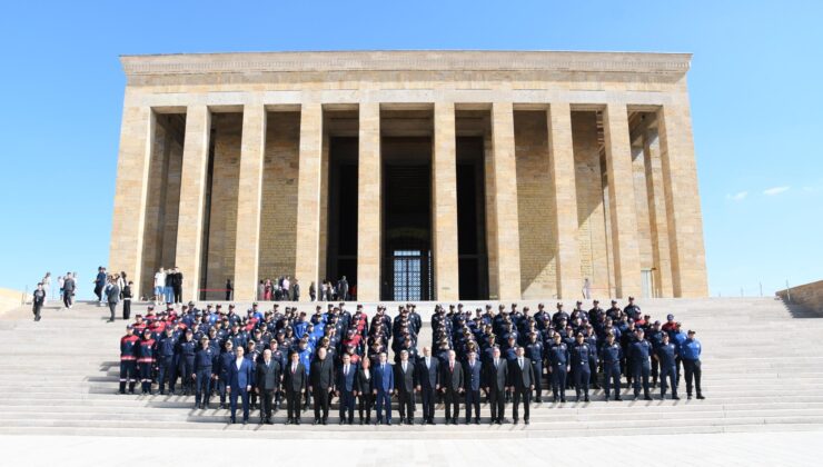 Denizlili İtfaiyecilerden Anıtkabir’e Anlamlı Ziyaret