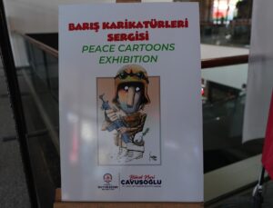 Dünya Barış Günü Sergisi Terminalde Vatandaşlarla Buluşuyor