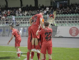 Denizli İdmanyurdu Sezona Galibiyetle Başladı: 3-1