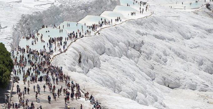 Pamukkale Yine 2. Sırada