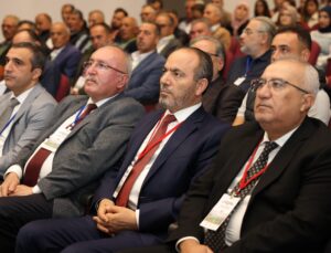 Sakin Şehir Çameli Turizm Yol Haritası Çalıştayı Rektör Güngör’ün Katılımı ile Gerçekleştirildi