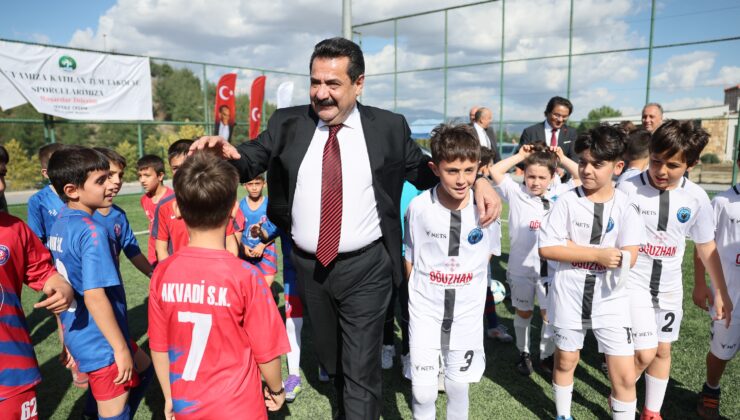 Pamukkale’de Cumhuriyet Bayramı Coşkusuyla Düzenlenen Futbol Turnuvası Sona Erdi