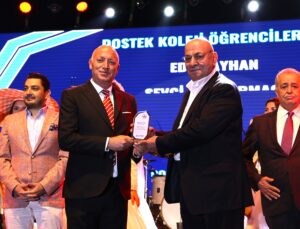 Babadağ’ın Dokuma Kültürü, Dostek Koleji’nin Tasarımlarıyla Sahneye Taşındı