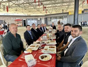 Merhum Hacı Nuri Çetin Honaz’da Dualarla Anıldı: İş ve Siyaset Dünyasından Yoğun Katılım