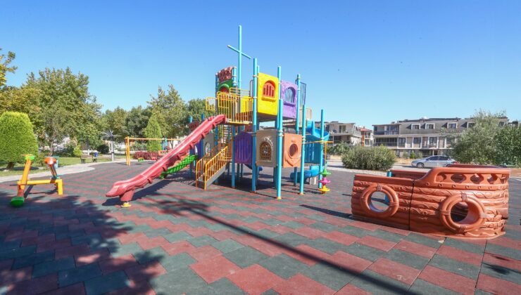 Pamukkale Belediyesi Parklarda Yenileme Çalışması Başlattı