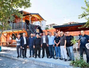 Başkan Çavuşoğlu Minibüs Şoförleriyle Buluştu