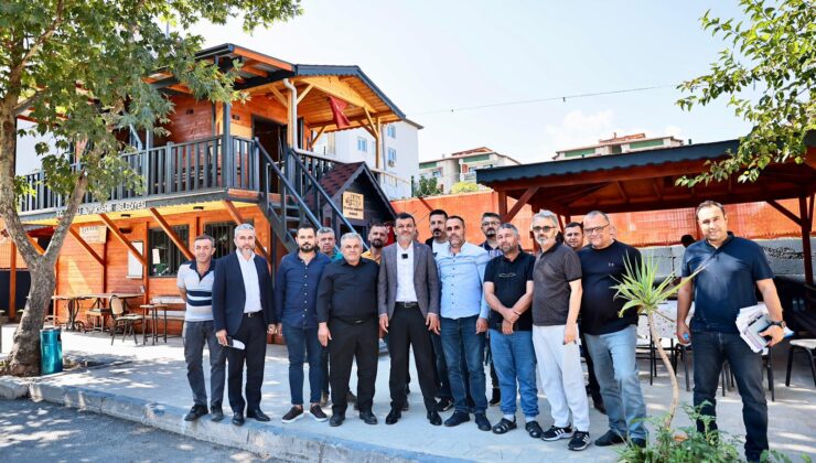 Başkan Çavuşoğlu Minibüs Şoförleriyle Buluştu