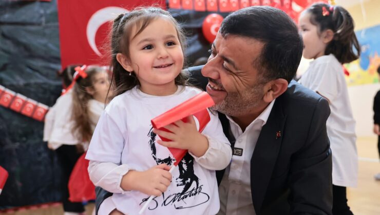 Denizli Büyükşehir’in Güneşli Günler’inde Cumhuriyet sevinci