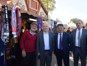 5 TON HAMSİ İKRAM EDİLDİ
