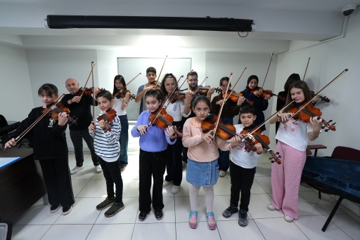 Pamukkale Belediyesi Kültür Ve Sanat Kursları, Her Yaştan Vatandaşa Hitap Ediyor