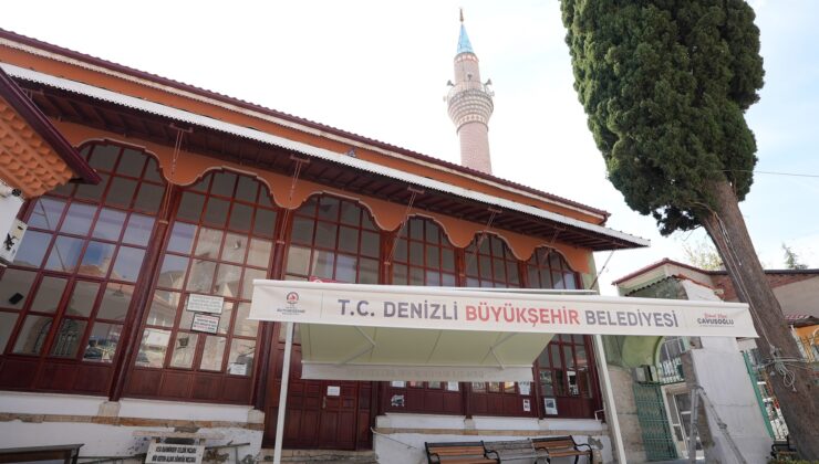 Büyükşehir’den Cami Avlularına Nefes Aldıran Hizmet