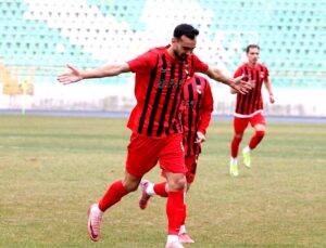 Denizli İdman Yurdu Nazilli Belediyespor’u Farklı Geçti