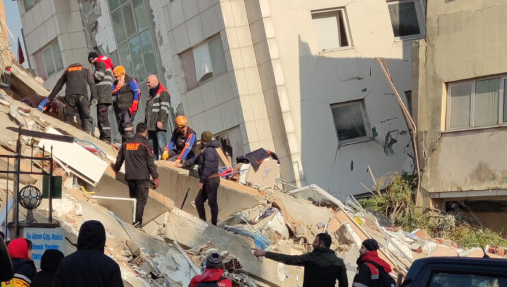 Pamukkale Belediyesi, 6 Şubat Depremlerinin Yıl Dönümünde Anma Etkinliği Düzenliyor