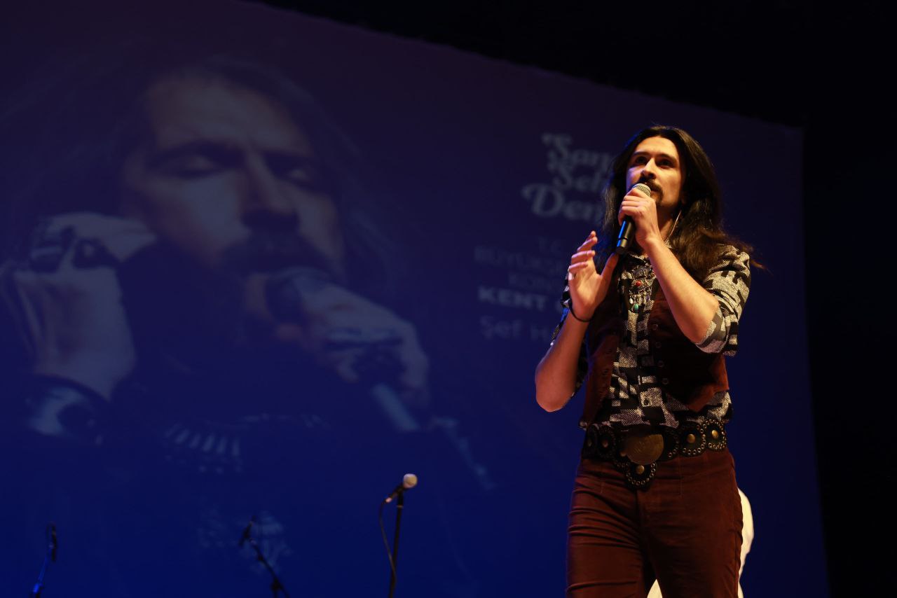 Denizli Büyükşehir Barış Manço’yu Eserleriyle Andı