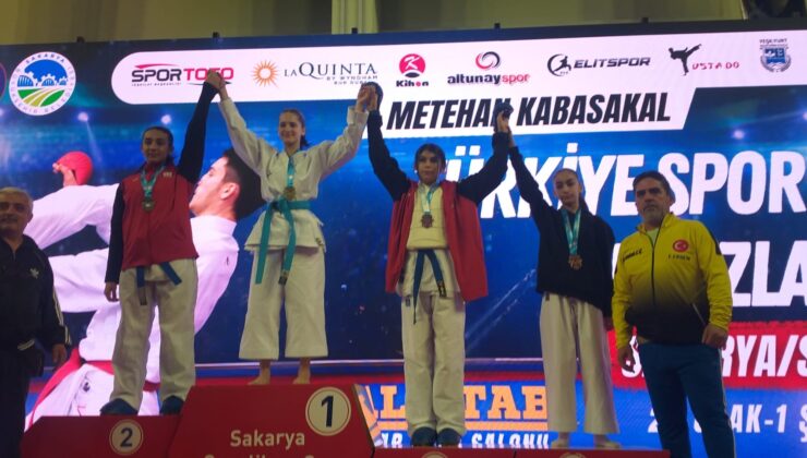 Pamukkale’nin Yıldızları Sakarya’da Devleşti: İki Türkiye Şampiyonluğu