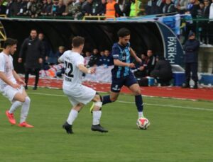 Denizli İdman Yurdu Play-Off Şansını Zora Soktu