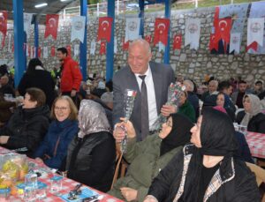 Babadağ İftarında Çifte Kutlama: Hem Ramazan Hem 8 Mart Coşkusu