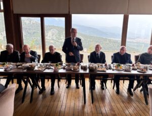 TÜRFAD Denizli’de Yeni Dönem: Futbolun Çınarları Bir Arada