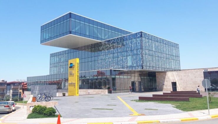 AK Parti Denizli İl Başkanı Subaşıoğlu: “Biz Yaptık, Siz De Yapın. Pamukkale’nin Gençlerini Kütüphanesiz Bırakmayın”