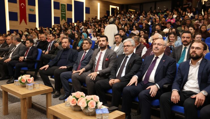 Bakan Yardımcısı Yelkenci PAÜ’de Gençlerle Buluştu: “Kendi Kavramlarımızla Düşüneceğiz”