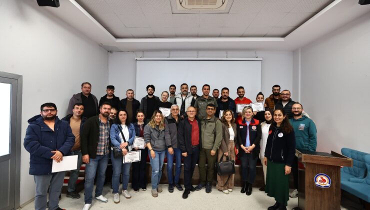 Denizli Büyükşehir’den Pet Shoplara Eğitim Desteği