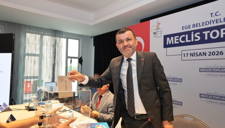 Ege Belediyeler Birliği’nde Başkan Çavuşoğlu Güven Tazeledi