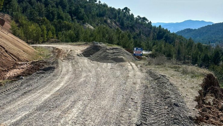 Çameli Belediyesi’nden Aralıksız Yol Çalışması