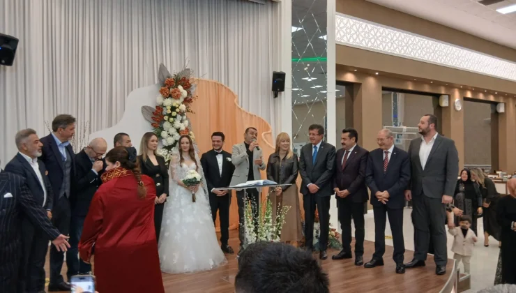 Sude Sicimli ve Kemal Özsoy Sonsuz Mutluluğa ‘Evet’ Dedi