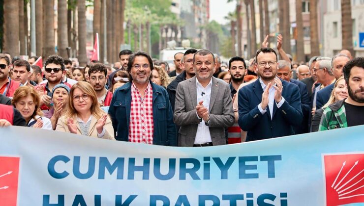 Denizli’de 1 Mayıs’ta Binlerce Kişi Meydanlara Aktı