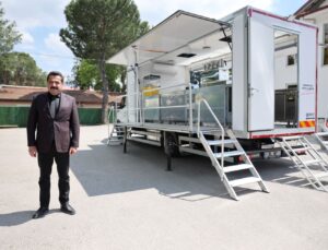 Başkan Ertemur Yeni Mobil İkram Aracını Tanıttı