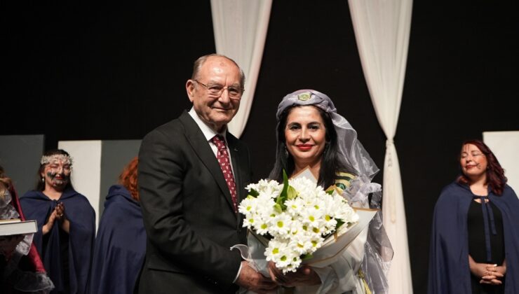 38. Uluslararası Amatör Tiyatro Festivali Coşkusu Şehri Sardı