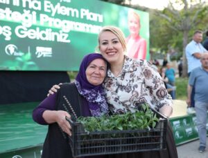 Başkarcı’da Binlerce Fide Üreticiye Dağıtıldı