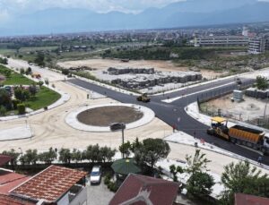 Büyükşehir’den Kaynarca ve Çiğdem Caddesi Kesişimine Akıllı Kavşak Düzenlemesi