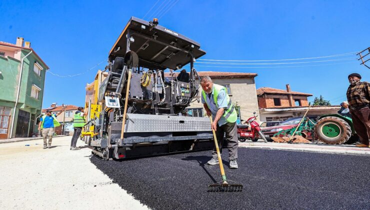 Denizli Büyükşehir Akkent Mahallesi’nde Sıcak Asfalt Çalışmalarına Başladı