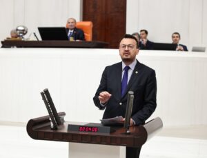 “Emeğin Hakkı Korunmuyor, Yoksulluk Büyüyor”
