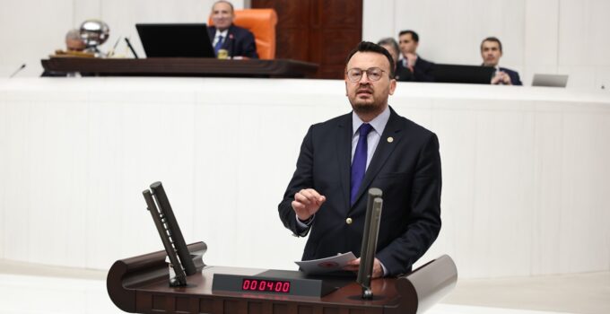 “Emeğin Hakkı Korunmuyor, Yoksulluk Büyüyor”