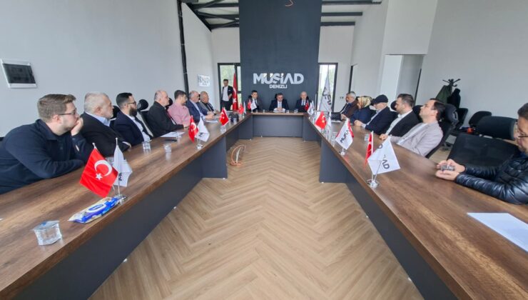 Denizli’de Tekstil, Deri Ve Hazır Giyim Sektörünün Önemli Temsilcileri Bir Araya Geldi