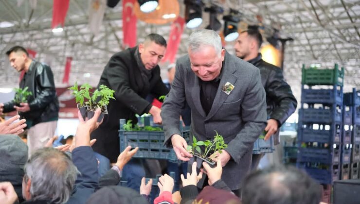 Honaz’da Ata Tohumu Şenliği Coşkusu: Binlerce Tohum ve Fide Vatandaşlarla Buluştu