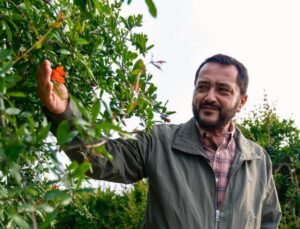 Yılmaz: “Üretimin Temel Taşı Olan Çiftçilerimizin Günü Kutlu Olsun”