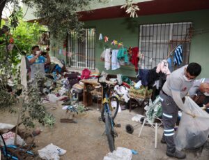 Pamukkale Belediyesi’nden Çöp Evlere Anında Müdahale: 43 Kamyon Atık Çıkarıldı
