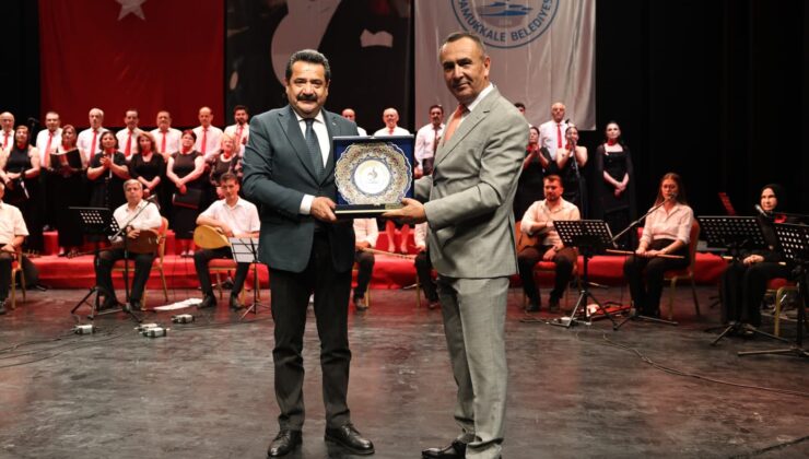 Pamukkale’de Tarihi Gece: Anadolu Ezgileri Bağbaşı Kültür Merkezi’nde Yankılandı