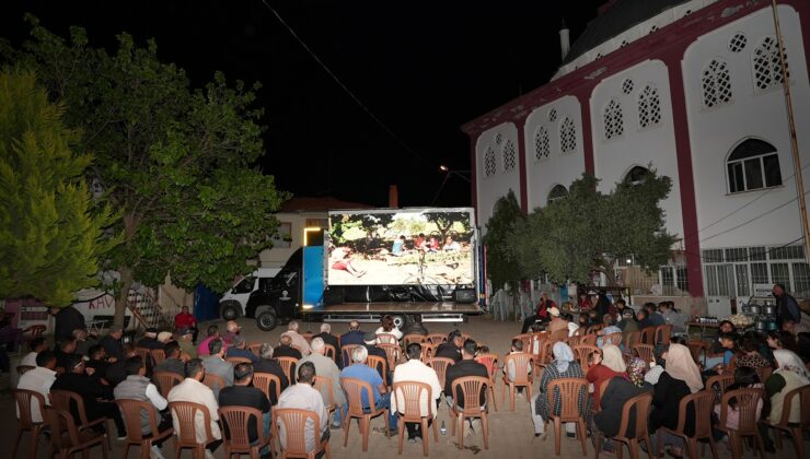 Denizli Büyükşehir İle Sanat Her Yerde: “Köyümde Sinema Günleri” Nostalji Rüzgarı Estiriyor