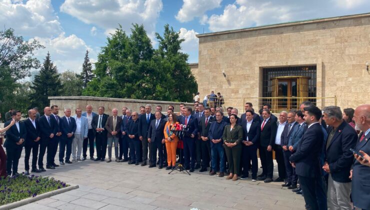 Türkiye’nin kaybedecek vakti yok: Önce Kurultay, Sonra İktidar