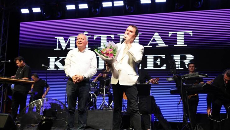 Denizli’de 48. Honaz Kiraz Festivali Açıldı
