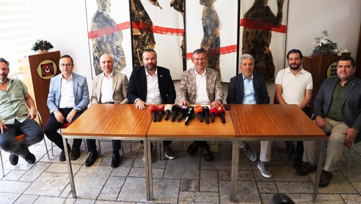 Yeni Parti’ye Zoraki Göç Mü Yaşandı?