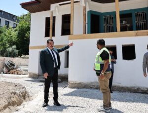 Tarihi Konak Abalı Evi’nde Restorasyon Çalışmalarında Sona Gelindi