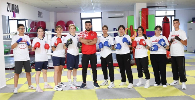 Başarılı Boksörler Türkiye Yıldızlar Boks Şampiyonası’nda Mücadele Edecek