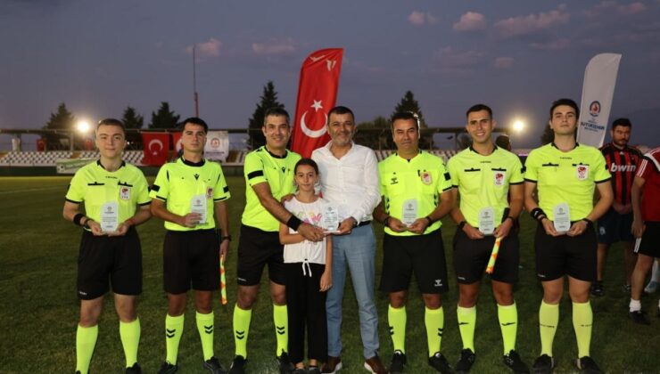Denizli Büyükşehir’de Kupalar Sahiplerini Buldu