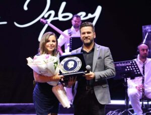 Tavas’ta Merve Özbey Rüzgârı Esti